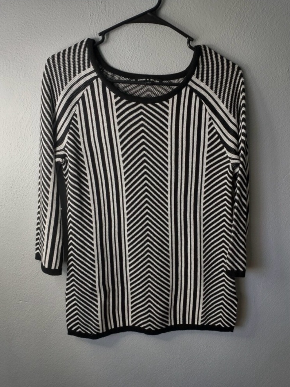 Cable & Gauge Black White Sweater Women’s Small Printed Knit